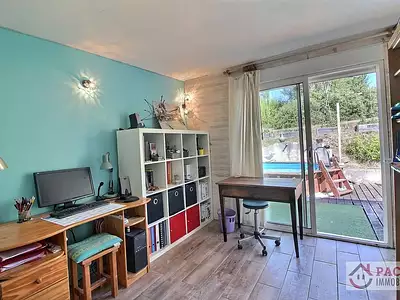 Maison, 177,6 m²