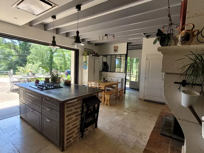 Maison, 235 m²