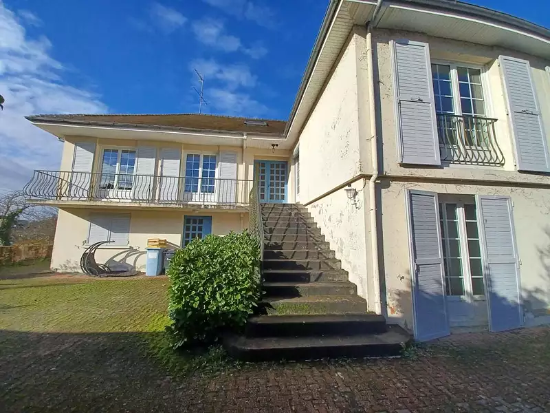 Maison, 277 m²