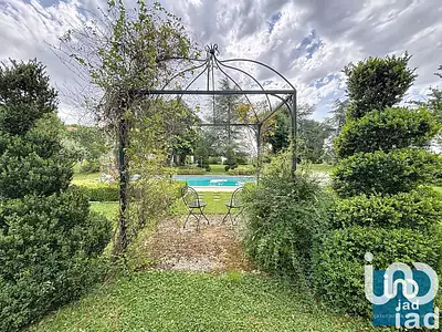 Maison, 396 m²