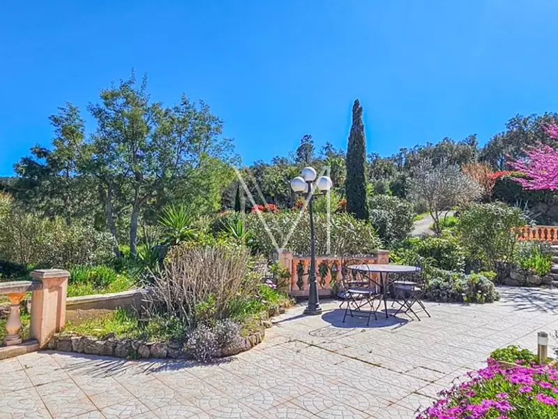 Maison, 300 m²