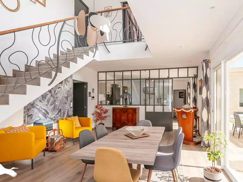 Maison, 297 m²