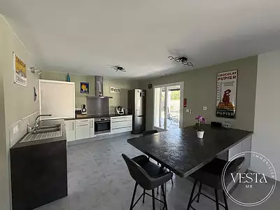 Maison, 215 m²