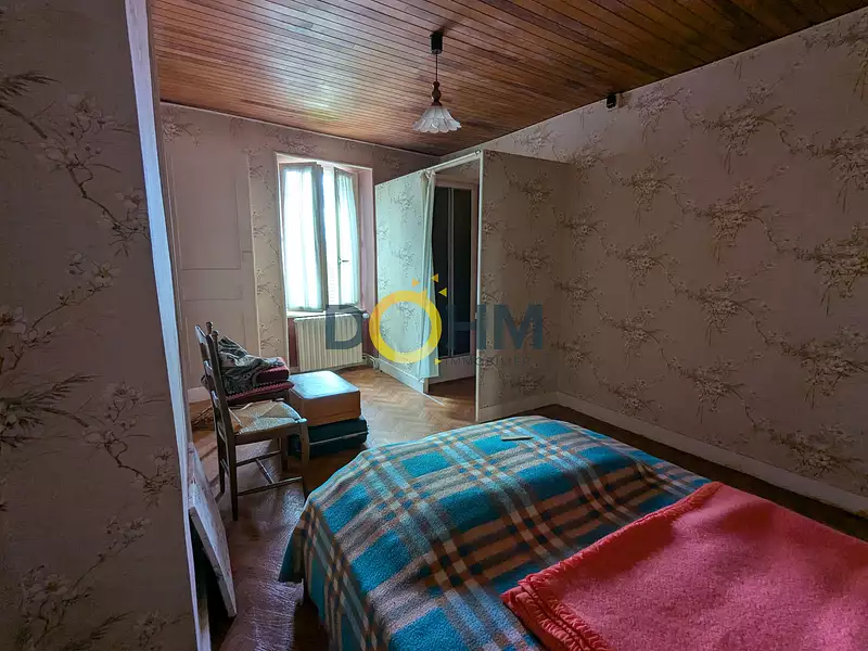 Maison, 248 m²