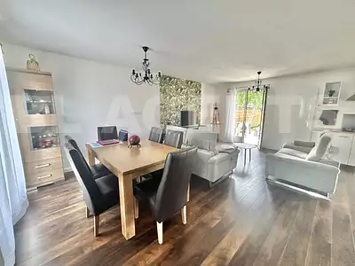 Maison, 104 m²