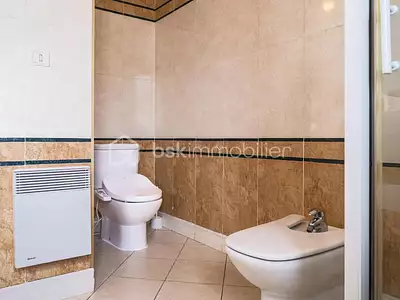 Maison, 176 m²