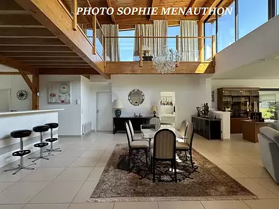 Maison, 270 m²