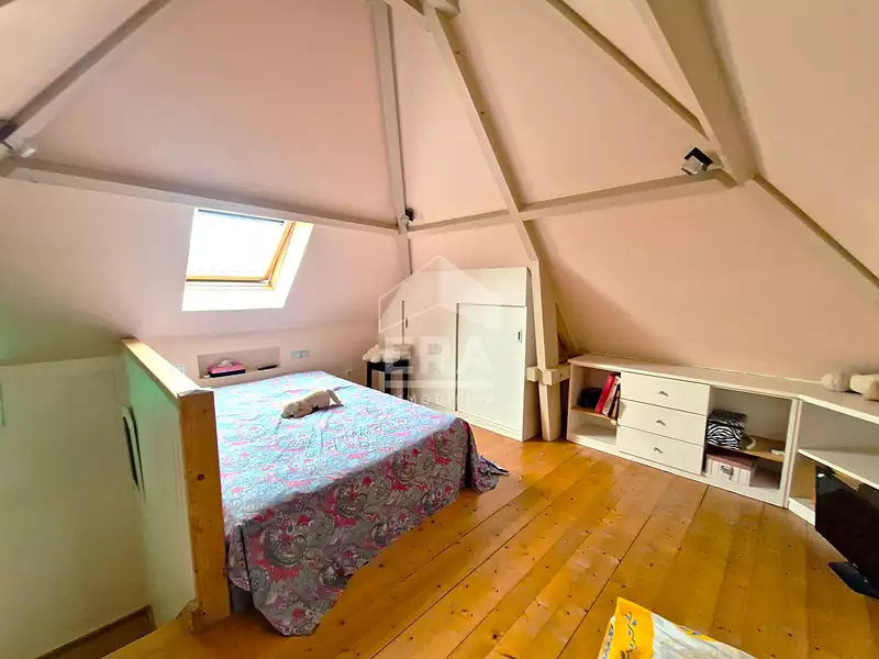 Maison, 230 m²