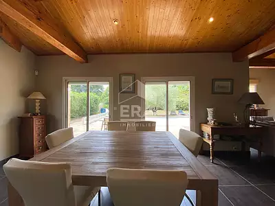 Maison, 238 m²