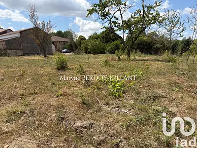Terrain, 890 m²