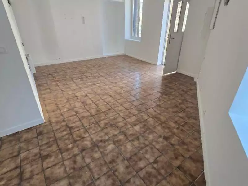 Immeuble, 170 m²