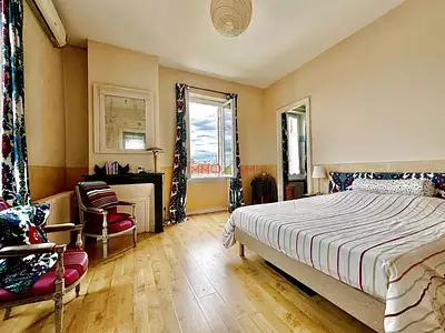 Maison, 245 m²