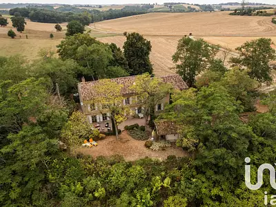 Maison, 285 m²