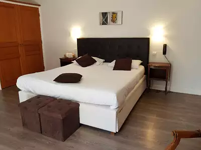 Maison, 1 630 m²