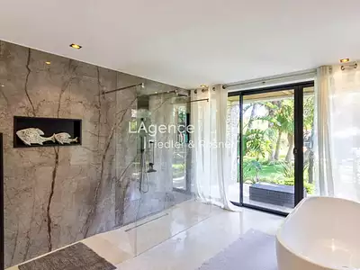 Maison, 540 m²