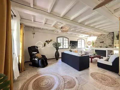 Maison, 277 m²