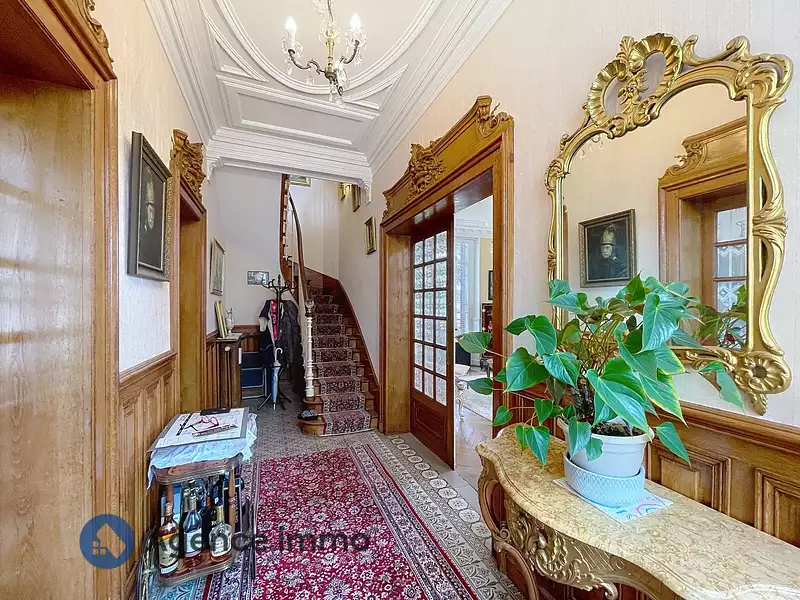 Maison, 190 m²