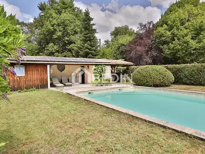 Maison, 227 m²