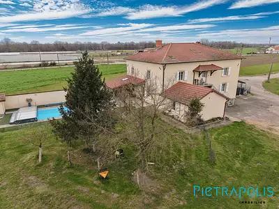 Maison, 357 m²