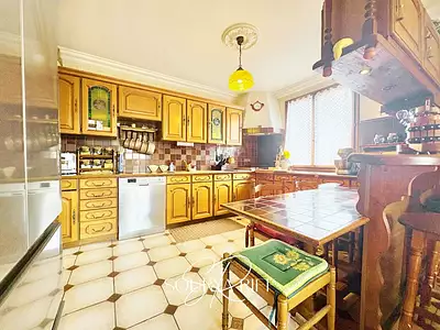 Maison, 170 m²