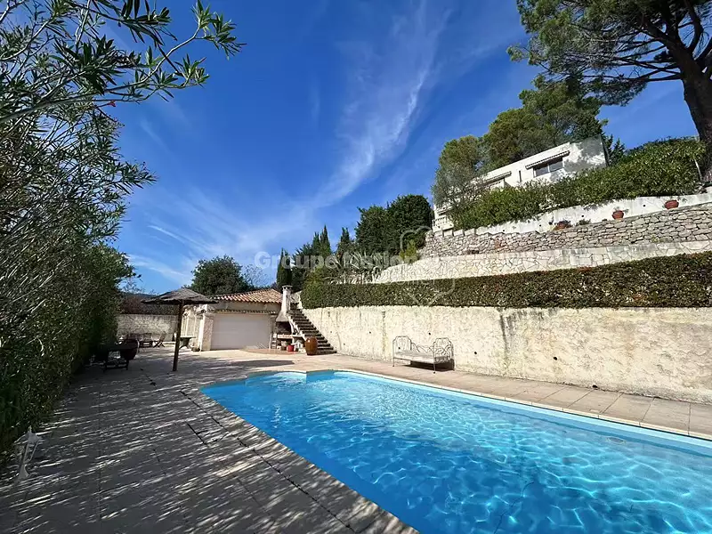 Maison, 144 m²