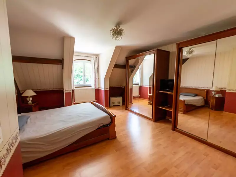 Maison, 370 m²