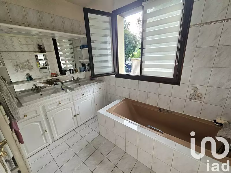 Maison, 178 m²