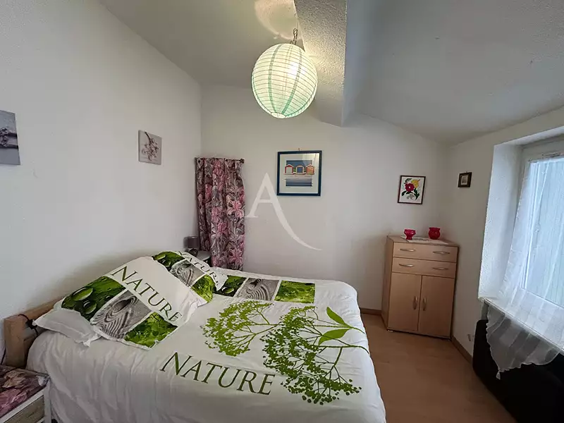 Immeuble, 115 m²