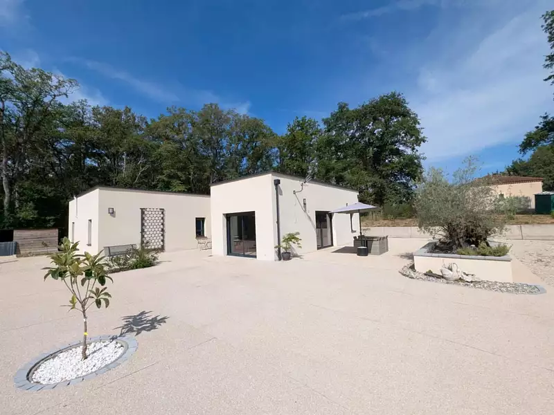 Maison, 130,8 m²