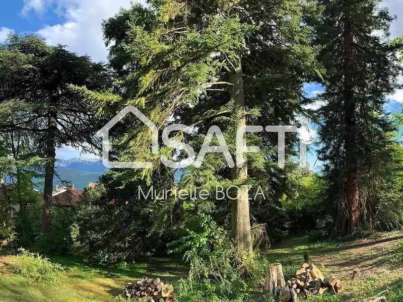 Terrain, 1 103 m²
