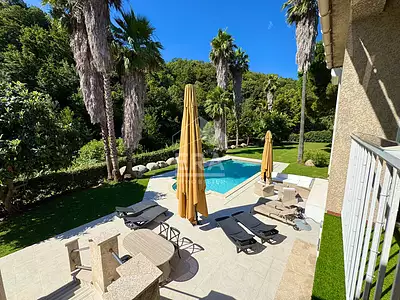Maison, 166 m²