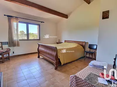 Maison, 242 m²