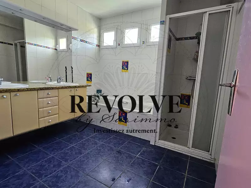 Maison, 175 m²