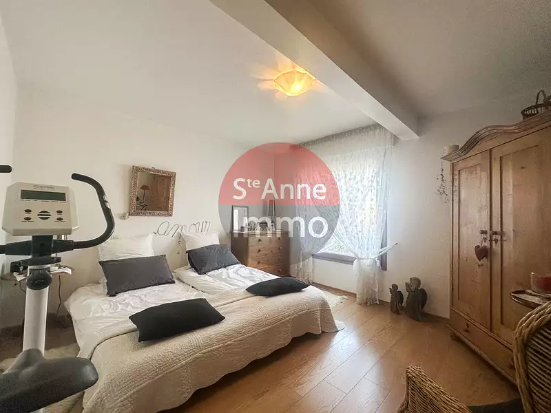 Maison, 195 m²