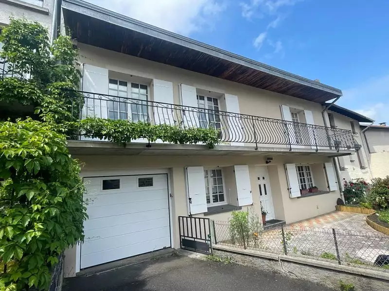 Maison, 185 m²