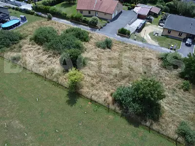 Terrain, 1 658 m²