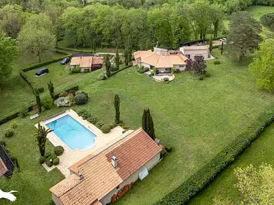 Maison, 216 m²