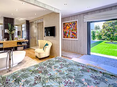 Maison, 270 m²