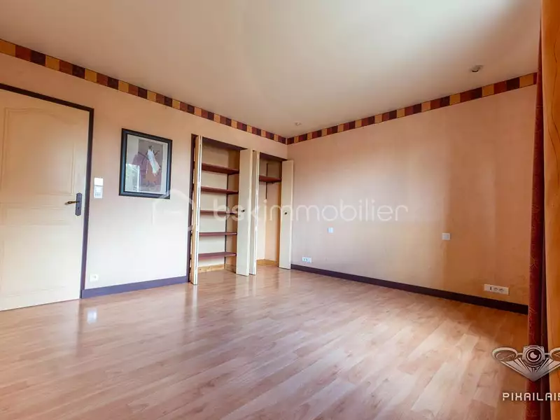 Maison, 163 m²