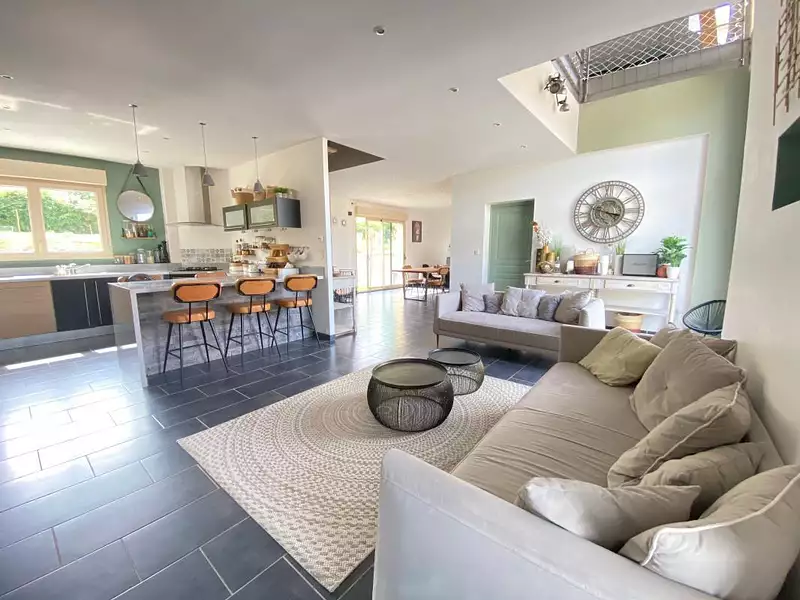 Maison, 170 m²