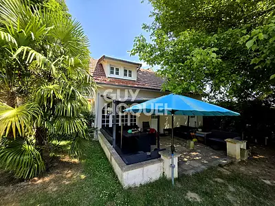 Maison, 194 m²