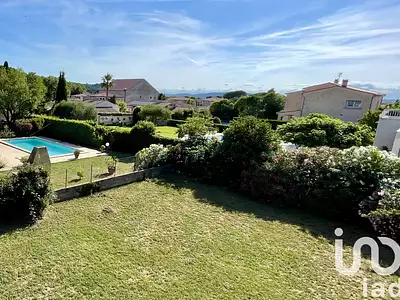 Terrain, 453 m²