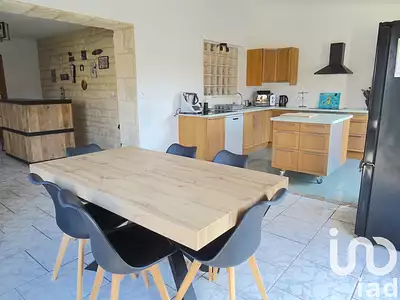 Maison, 143 m²