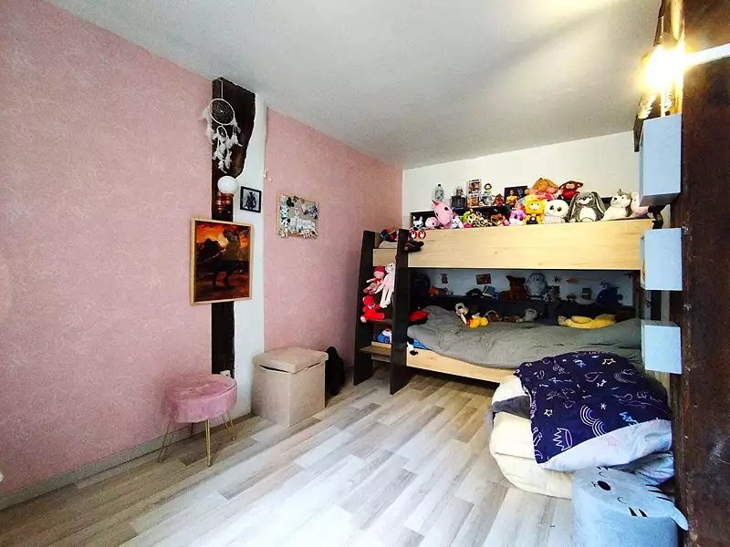 Immeuble, 194,36 m²
