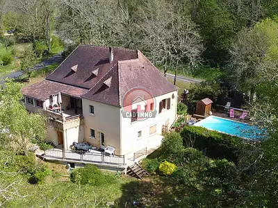Maison, 230 m²