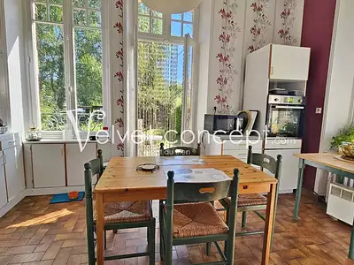 Maison, 250 m²