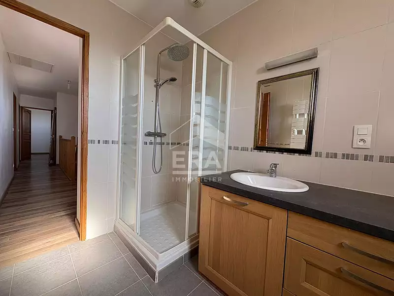 Maison, 143 m²