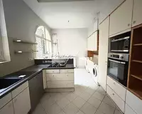 Appartement, 180,3 m²