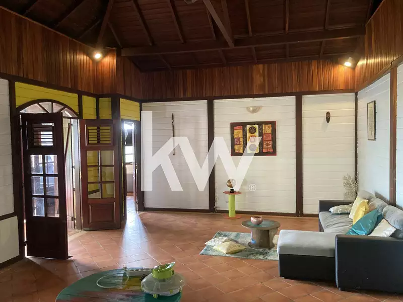 Maison, 177 m²