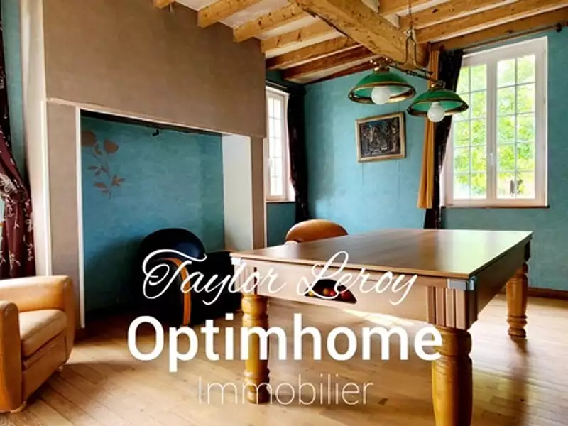 Maison, 248 m²